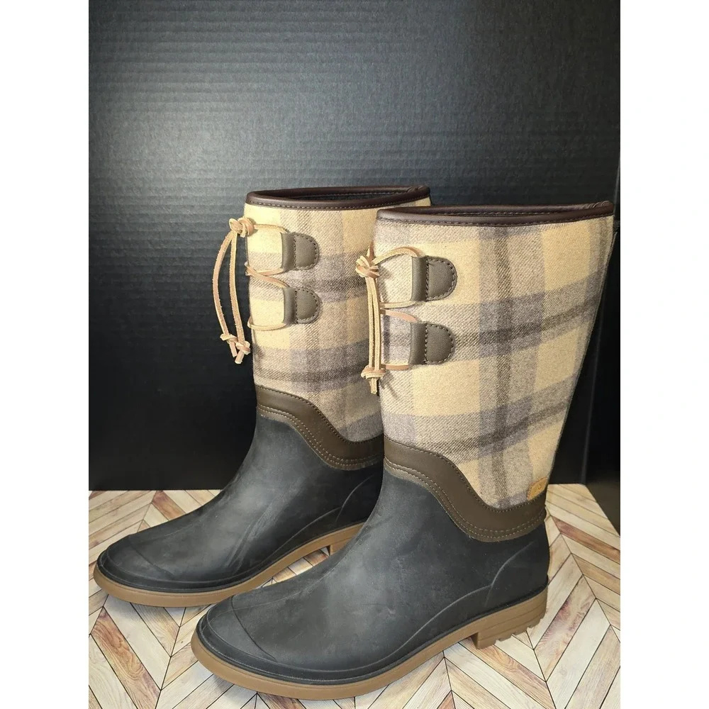 Kamik Alpine Waterproof Winter Snow Boots Unisex Women's 10 /Men's 8.5 Plaid